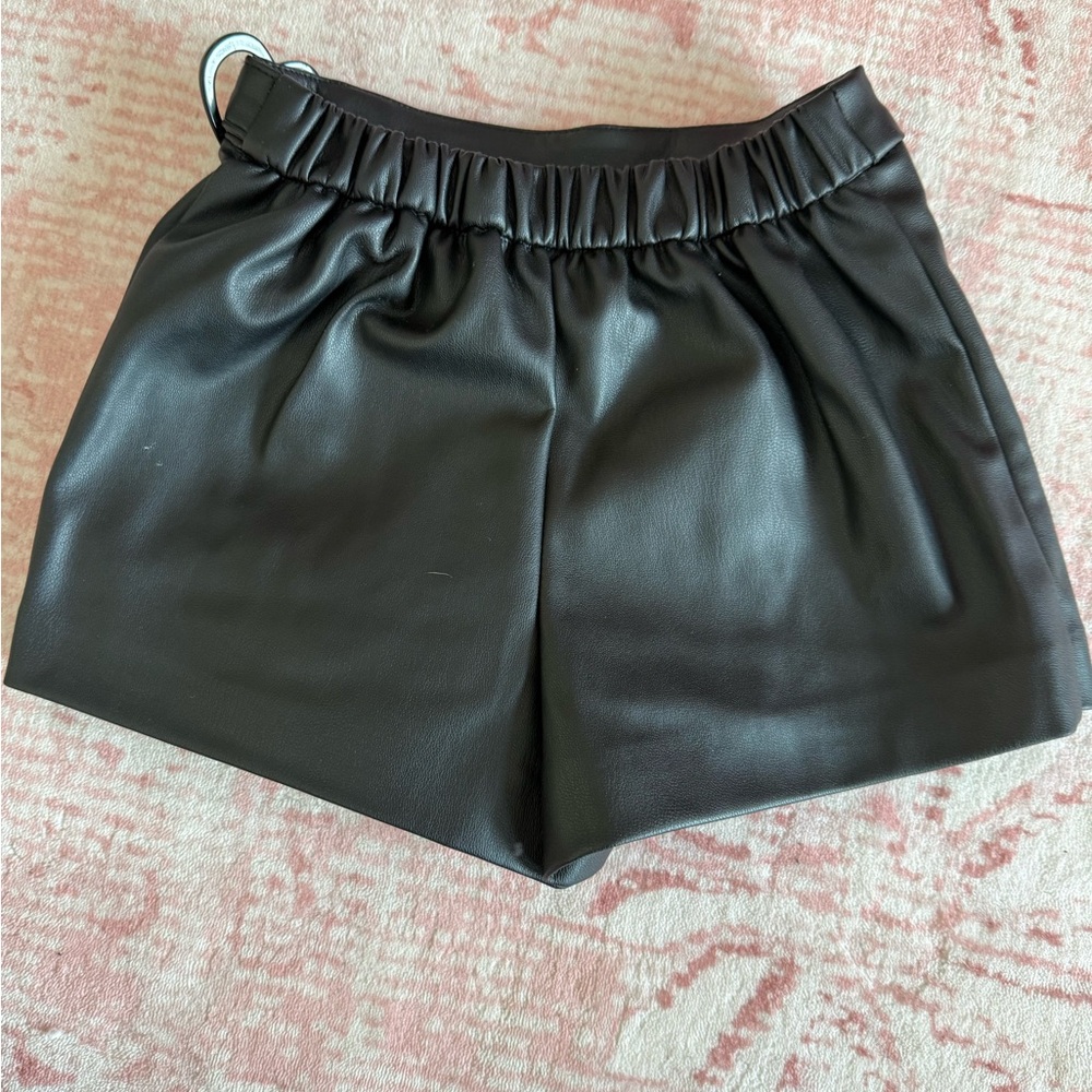 Zara Black Pleated Skorts - Picture 2 of 3
